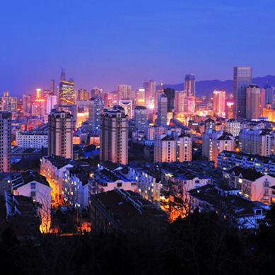 青岛天气预报10天，海滨之城的晴雨变幻，出行必备指南